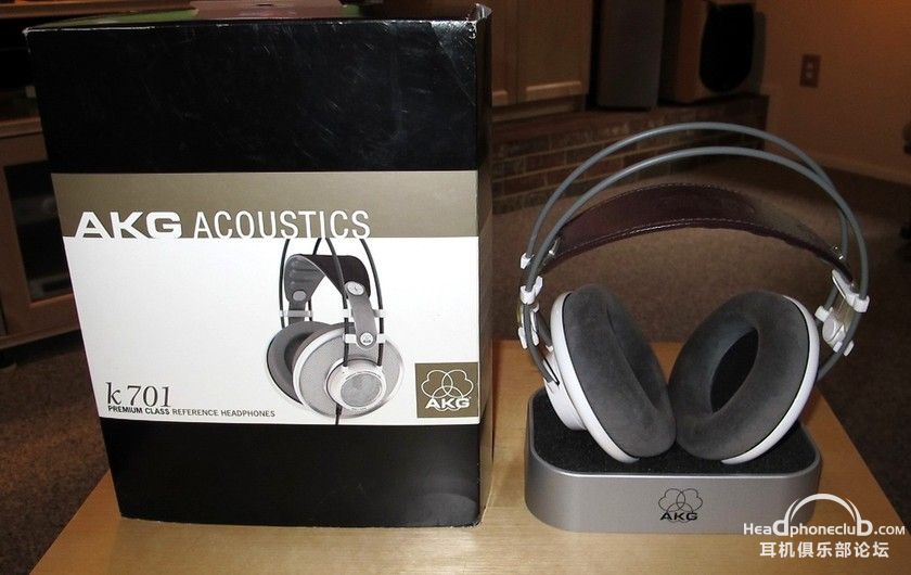 AKG k701 box.jpg