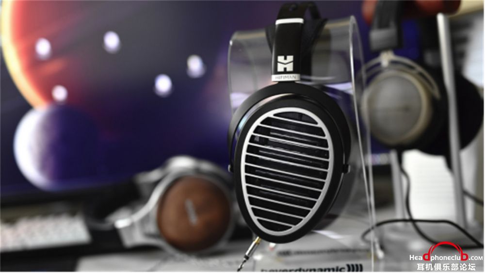 HIFIMAN ANANDA by 1605.jpg